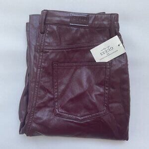 Guess Women’s Kelly Faux Leather Jeans  Straight Fit In Burgundy’s Size 25